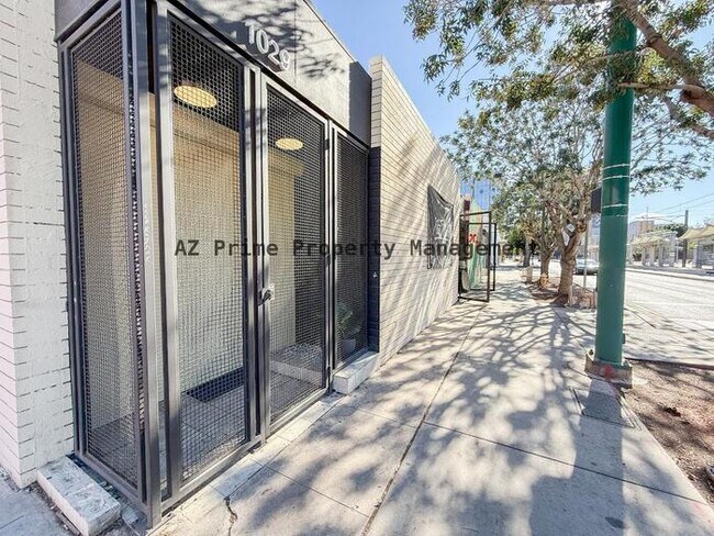 Photo - 1029 N Central Ave