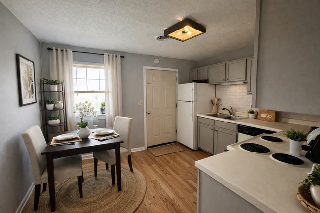 Cocina funcional con comedor - 121 Arcadia Ln Unidad C