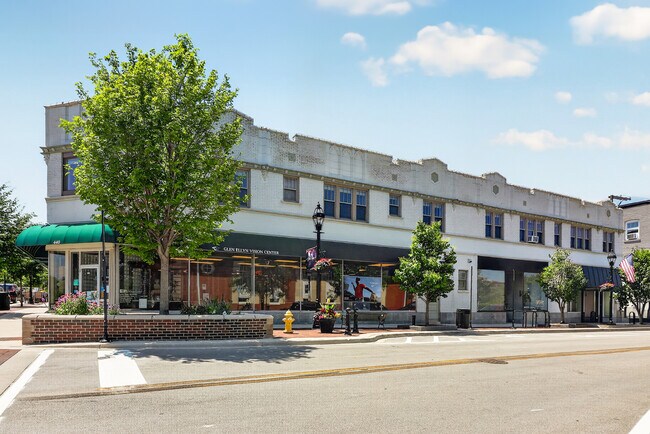 438 N Main St Unit N