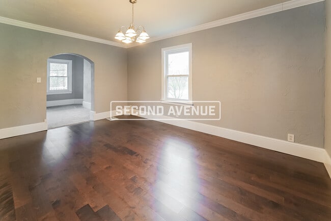 Photo - 8012 Elkhart St