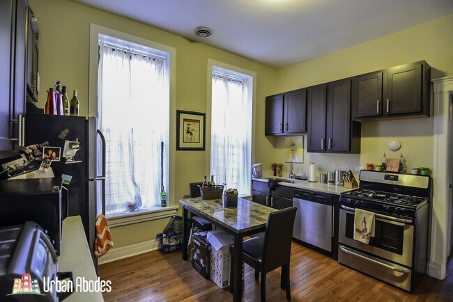 Photo - 1409 W Erie St