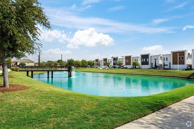Building Photo - 5509 Paraiso Pl Rental