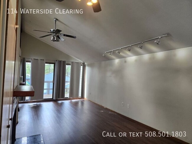 114 Waterside Clearing