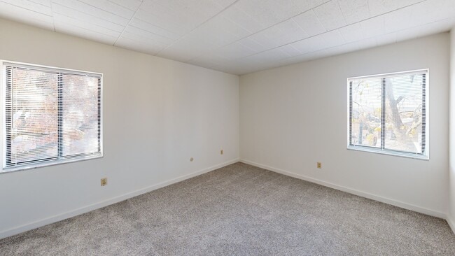 Greenhill Apartments