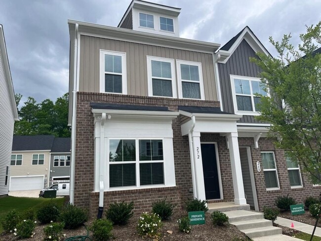 Photo - 272 Chesapeake Cmns St Townhome