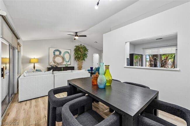 Photo - 8701 Prairie Hill Dr