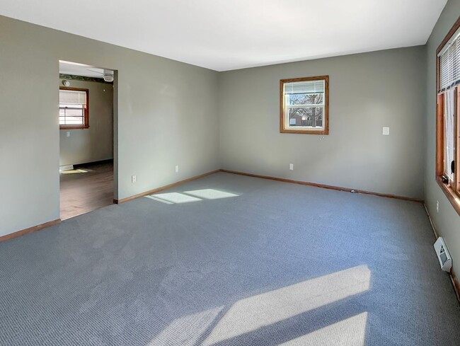 Photo - 5848 Washburn Ave S