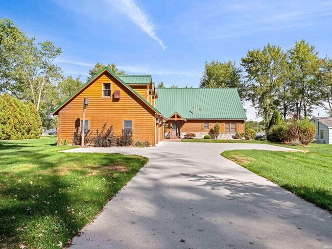 Building Photo - 1905 E 750 S