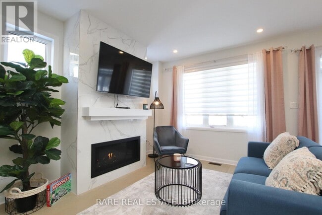Photo - 126 Attwell Private