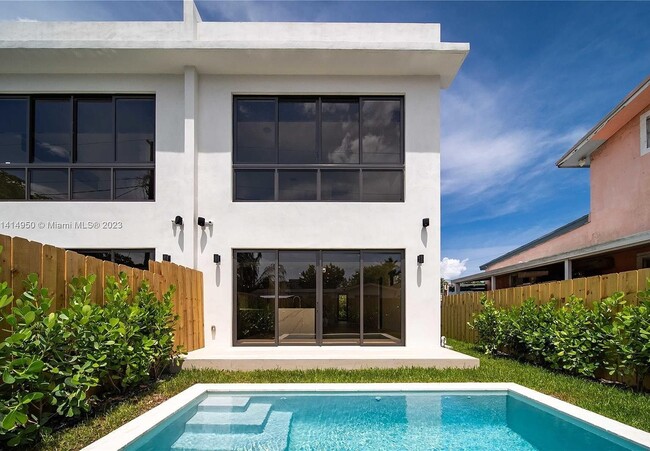 Photo - 2710 SW 34th Ave