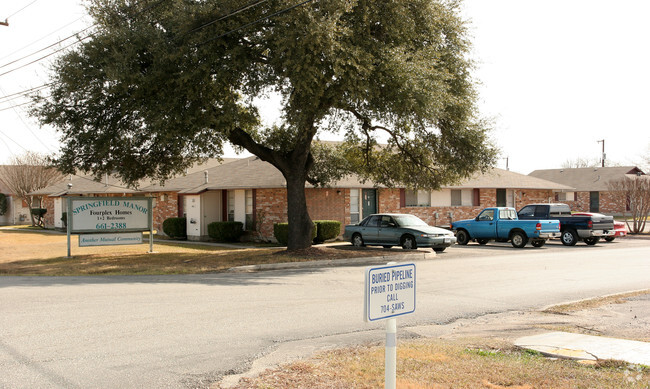 Building Photo - Springfield Manor Rental