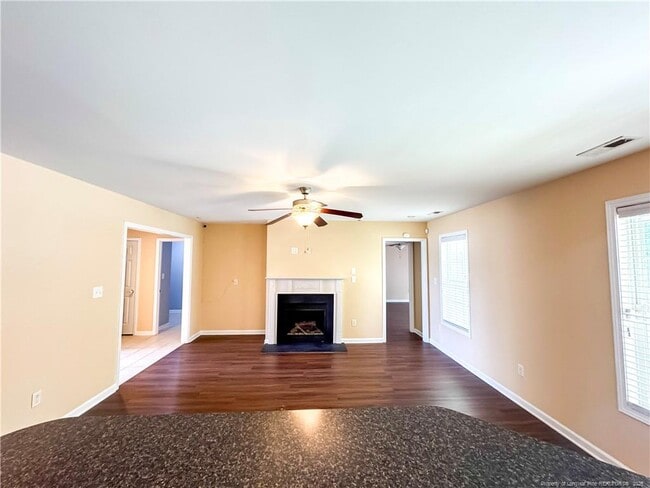 Photo - 865 Fairfield Cir