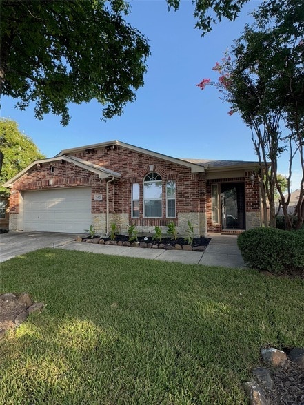 6925 Red Bluff Dr