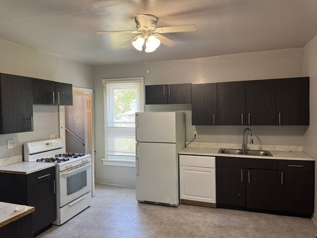 Photo - 2564 N 15th St