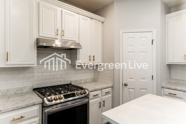 Photo - 7189 Cavender Dr SW