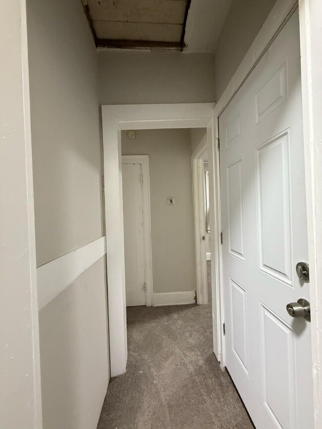 Photo - Bright & Cozy 3-Bed Duplex for Rent in Detroit Unit 2 Upper