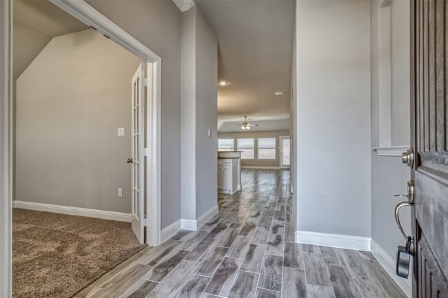 Photo - 207 Gardenia Dr