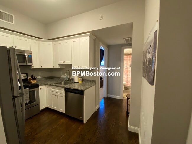 Building Photo - 10 Merrymount Ave Unit 106 Rental
