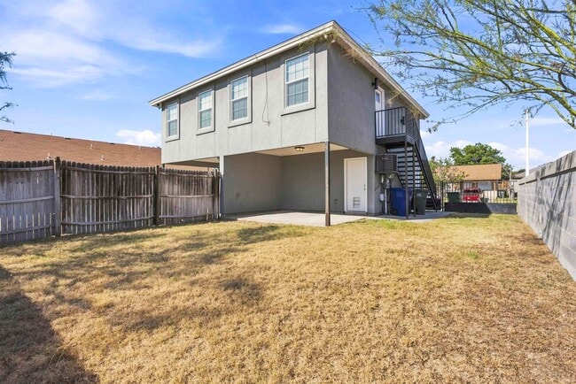 Photo - 214 Allen Dr