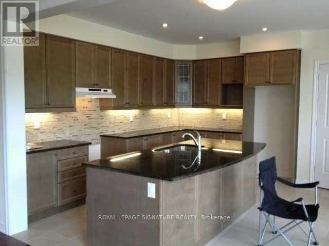 Photo - 53 Victoriaville Rd