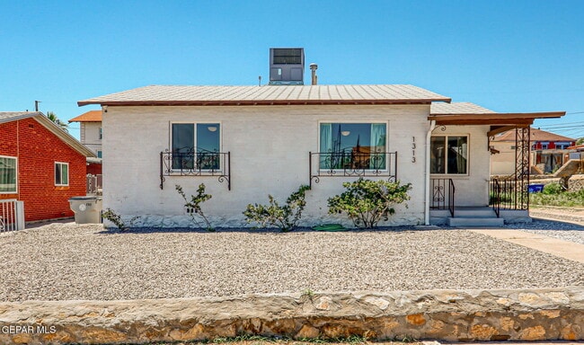 Building Photo - 1313 Ange St Rental