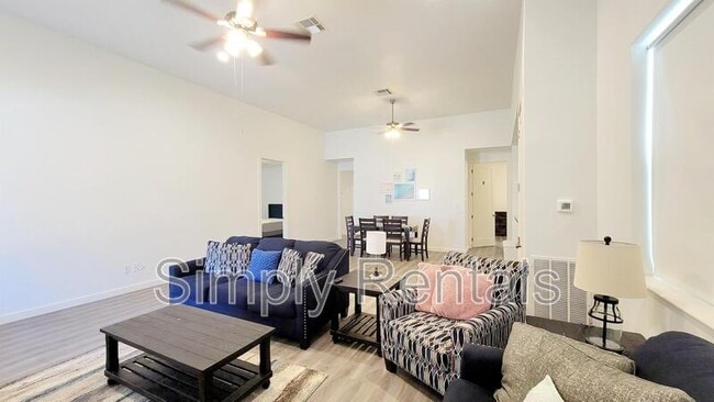 Photo - 1709 Sycamore St