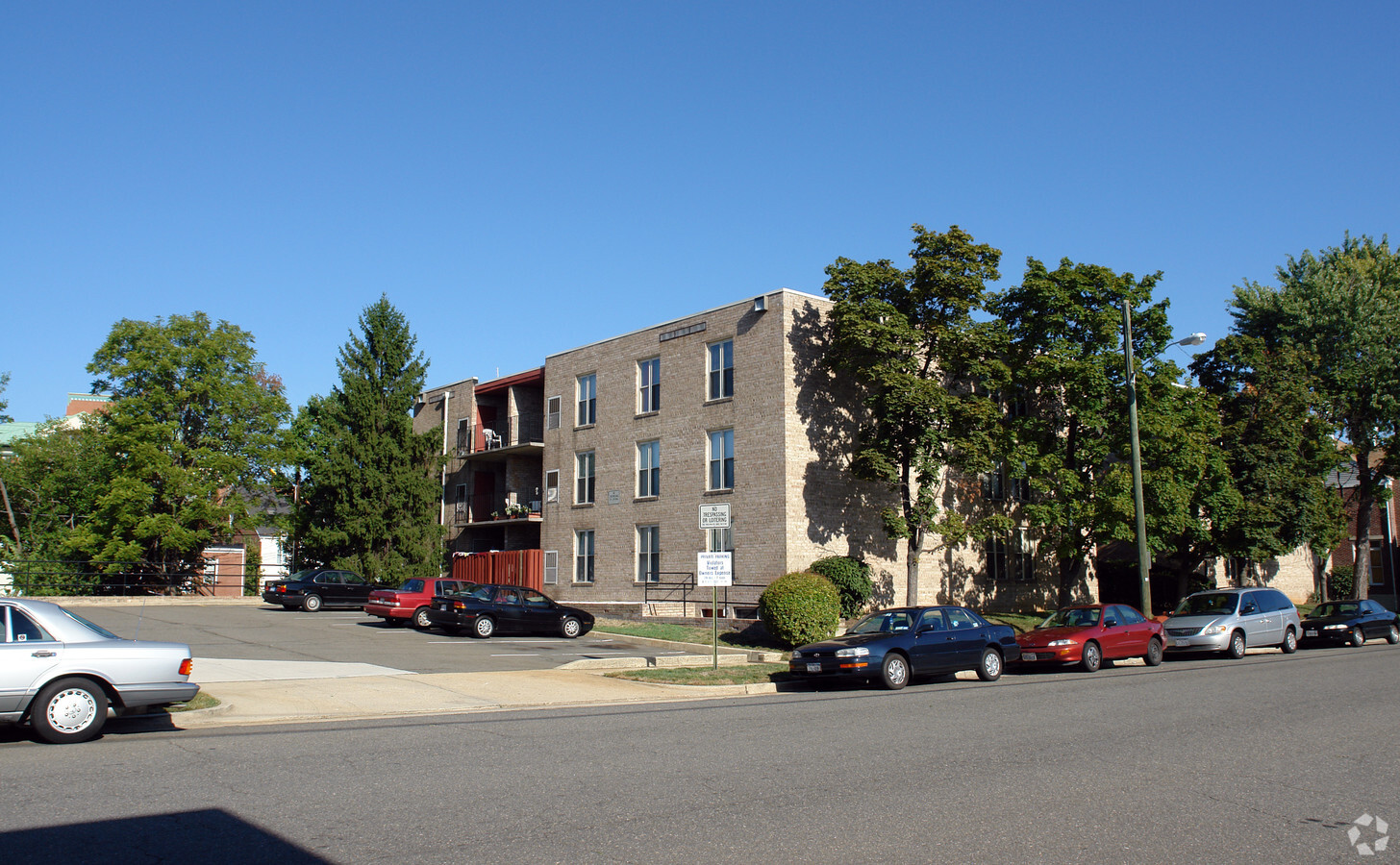 Pendleton Park Apartments - Pendleton Park Apartments