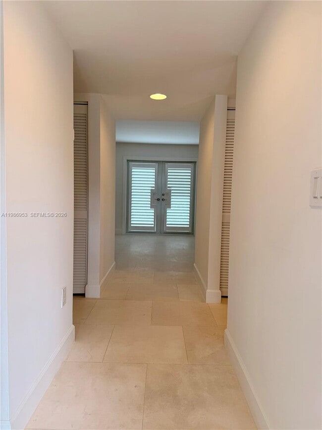 Photo - 5570 SW 70th Pl S