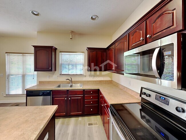 Photo - 7329 Sugarloaf Dr