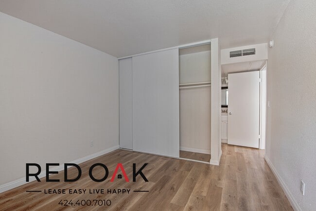 Photo - Welcoming One Bedroom with Stainless Steel... Unit 137