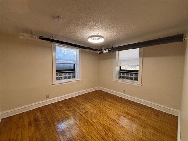 Photo - 1401 Willow St Unit 9