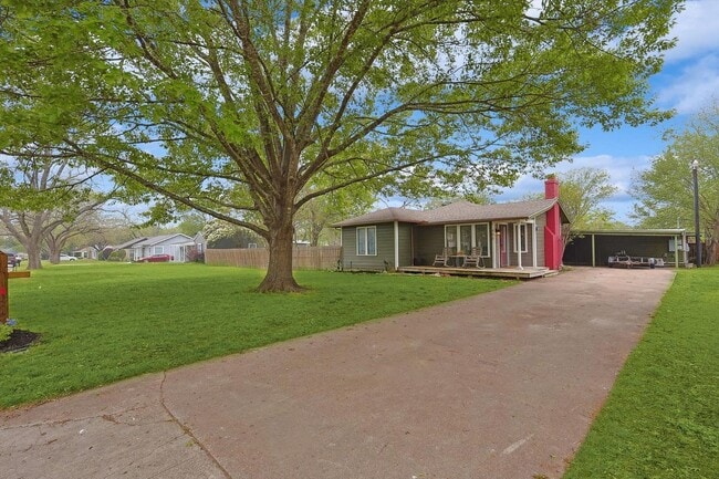Photo - Amazing Historic 1940's Home in Original C...