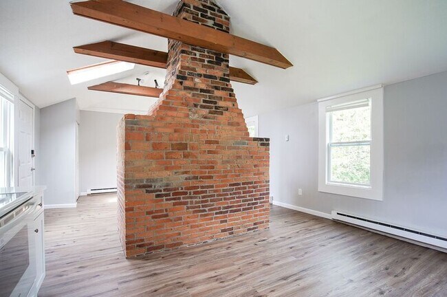 33 Spring St Unit D