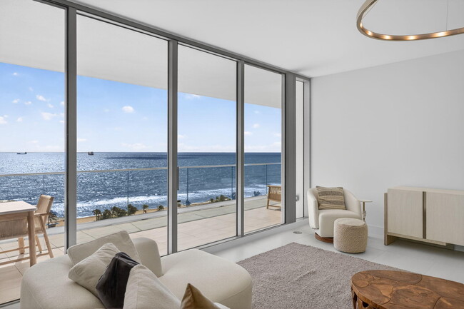 Building Photo - 153 N Seabreeze Blvd Unit 901-s