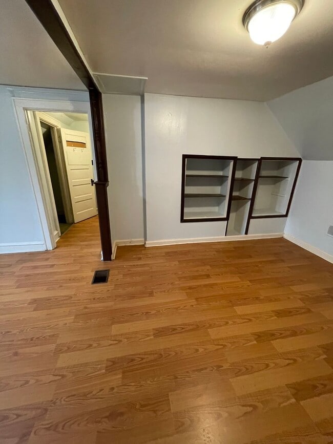 2545 N 52nd St Unit 2545A