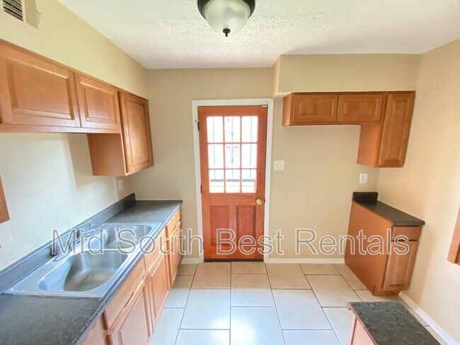 Photo - 4833 Tchulahoma Rd