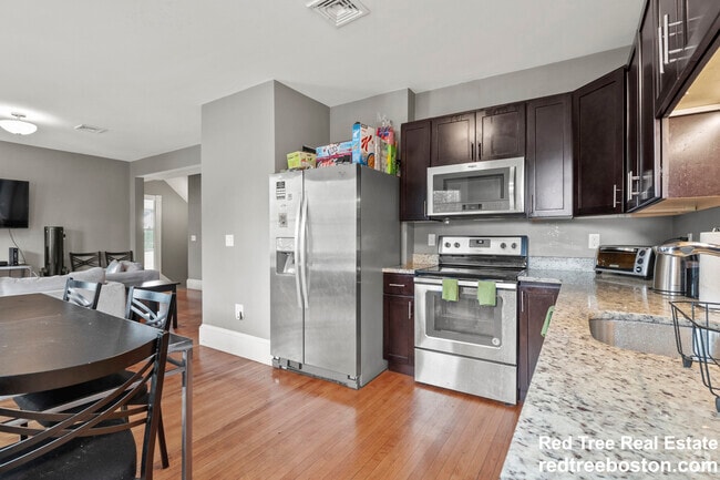 Building Photo - 139 Adams St Unit 2 Rental