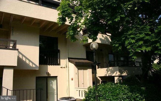 Building Photo - 9814 Hellingly Pl Unit 95 Rental