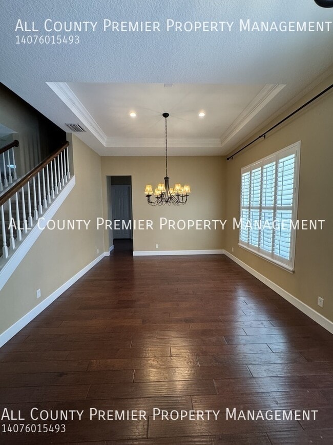 Photo - 203 Spalding Way