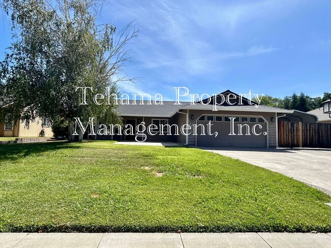 Photo - Executive 3 Bederoom 2 Bathroom home with in-ground pool and landscaping service included.