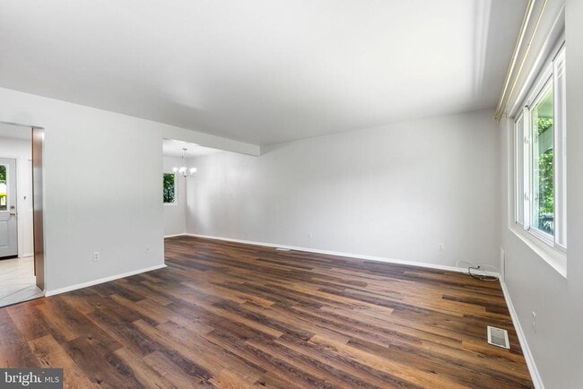 Photo - 6610 Bowie Dr