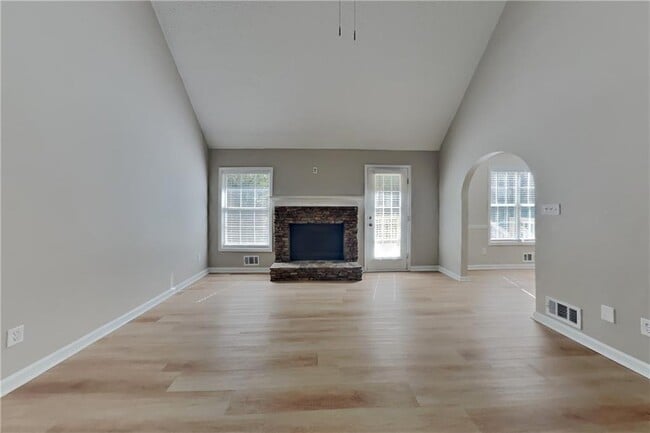 Photo - 1075 Crystal Water Dr SE