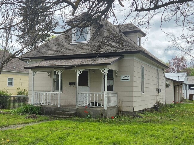 Building Photo - Wonderful Studio Close To SCC!