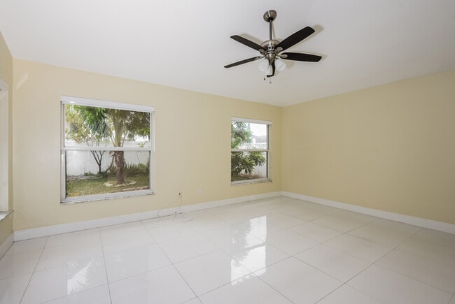 Photo - 12252 Bronson Way