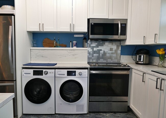 w/d in nit - 3051 NE 48th St Unit 405