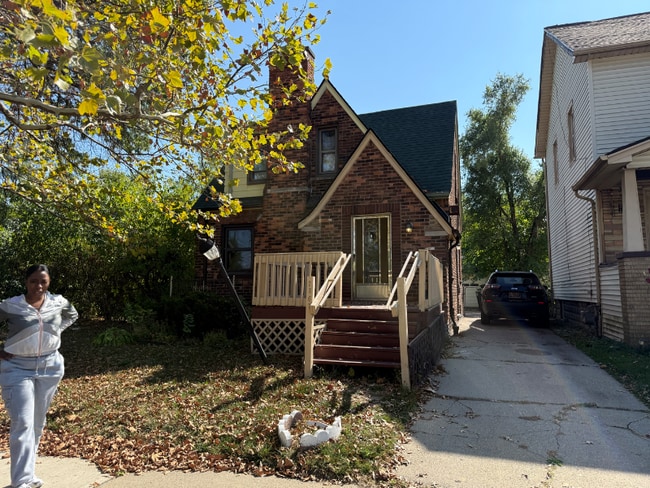 Building Photo - 2967 Doris St