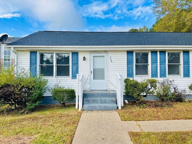 Building Photo - 725 N Privette St Unit 725 N Privette Street, L/S