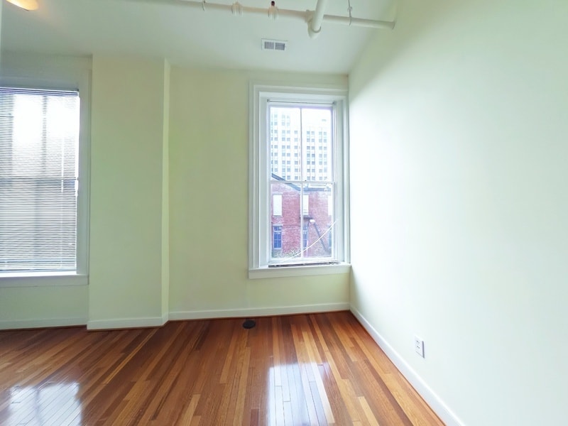 Photo - 123 E Broad St.