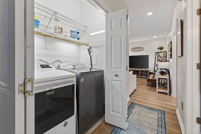 200 Maple Ave Unit SI FL2-ID1533633P
