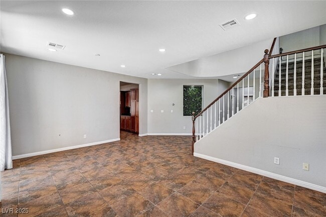 Photo - 8125 Chestnut Hollow Ave